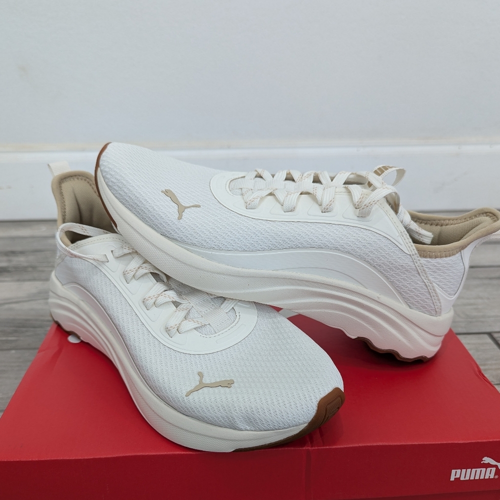 NIB Puma White and Cream Sneakers